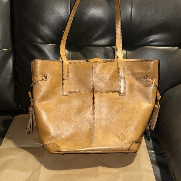 Make Offer! Patricia Nash Kemble Biscuit Tooled Tote Shoulder Bag Tassels - Picture 2 of 8